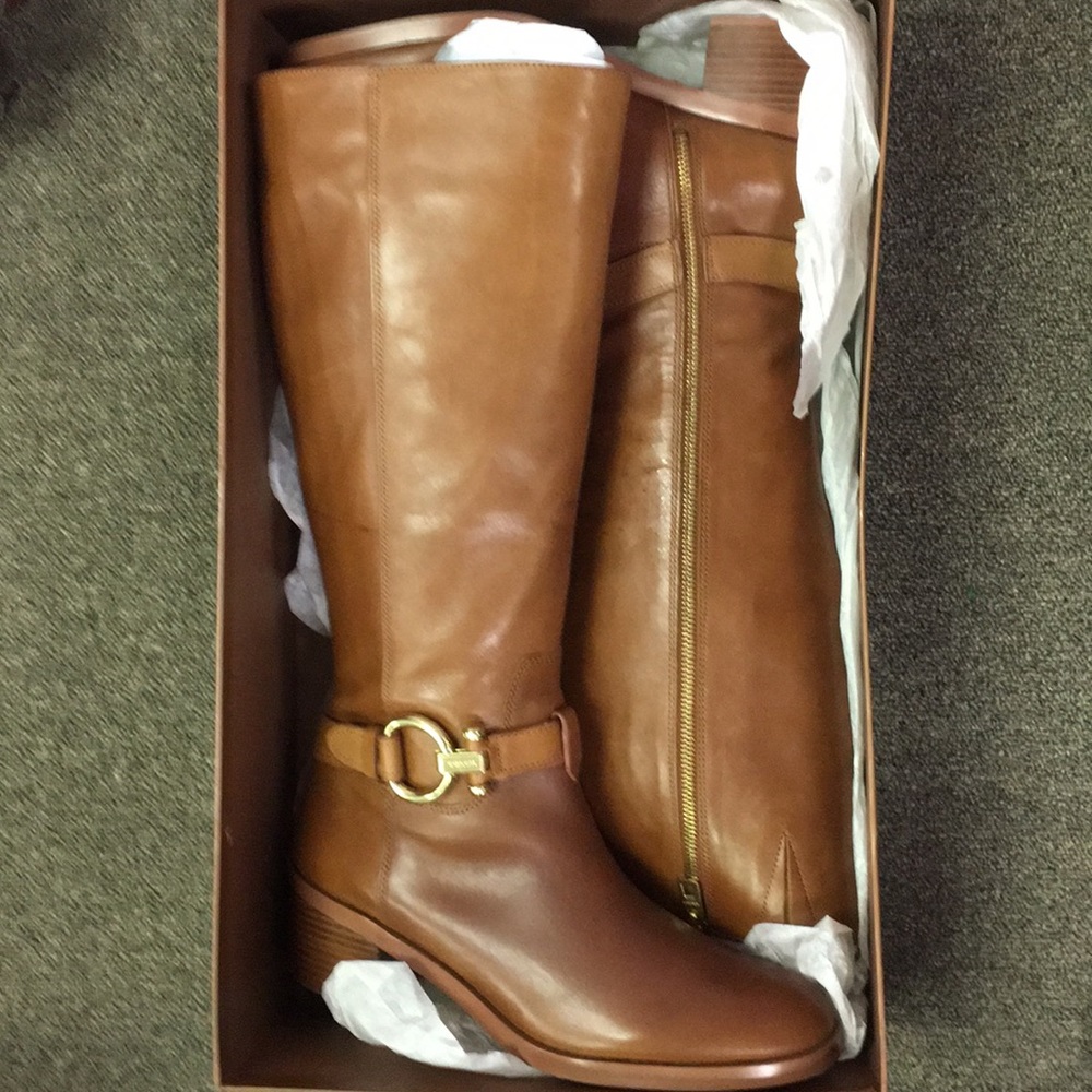 Meet your Posher, Jacqueline